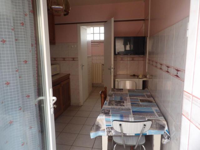 Petite maison tranquille.