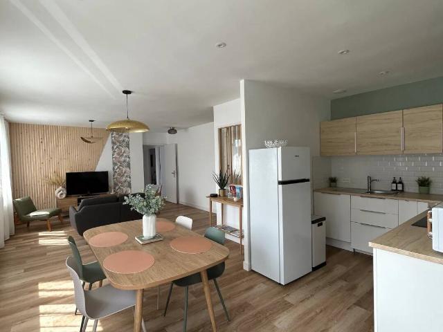 PETITE RESIDENCE | COEUR ILLKIRCH |TRAVERSANT | 2 BALCONS | PROX