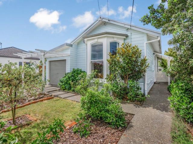 petone, 3 bedrooms