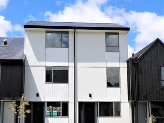 petone, 3 bedrooms