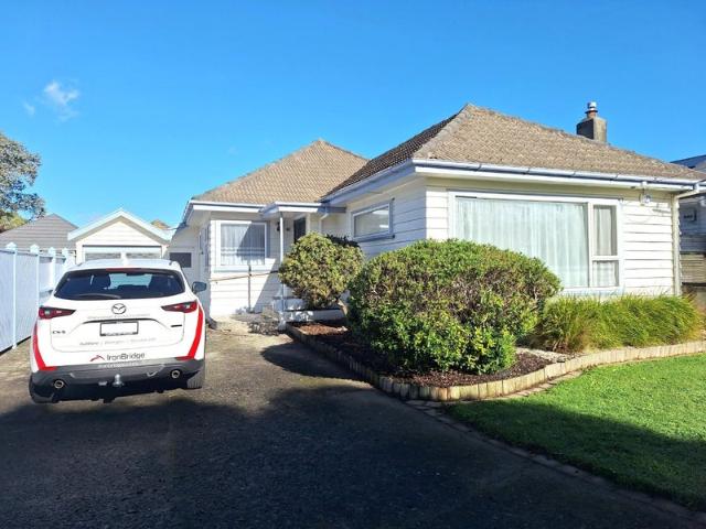 petone, 3 bedrooms