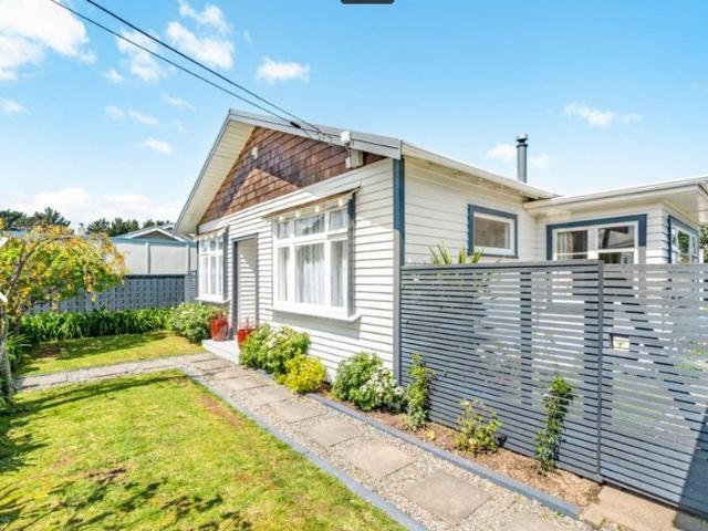 petone, 3 bedrooms