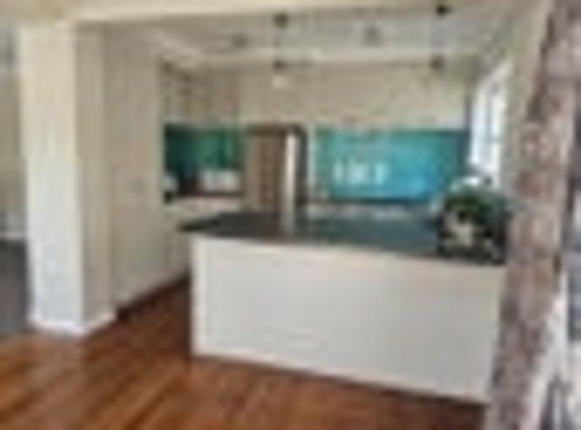 Petone, 2 bedrooms, $580 pw