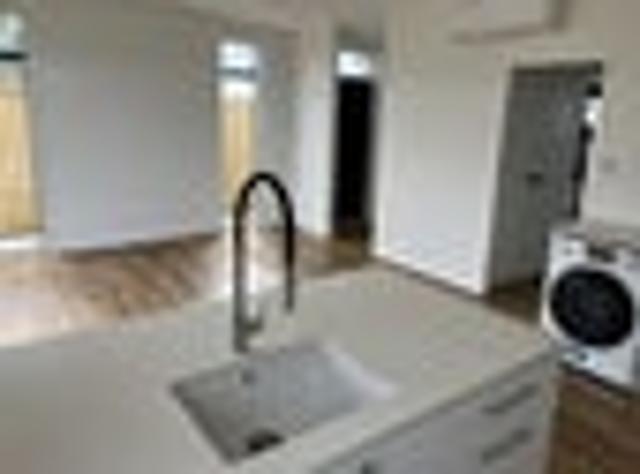 Petone, 2 bedrooms, $650 pw