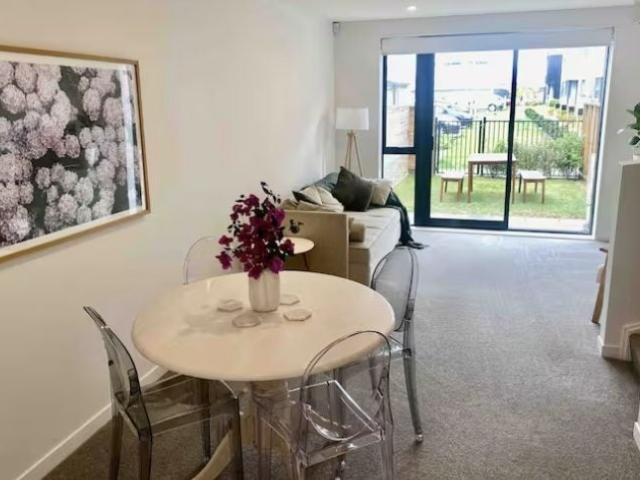 petone, 2 bedrooms