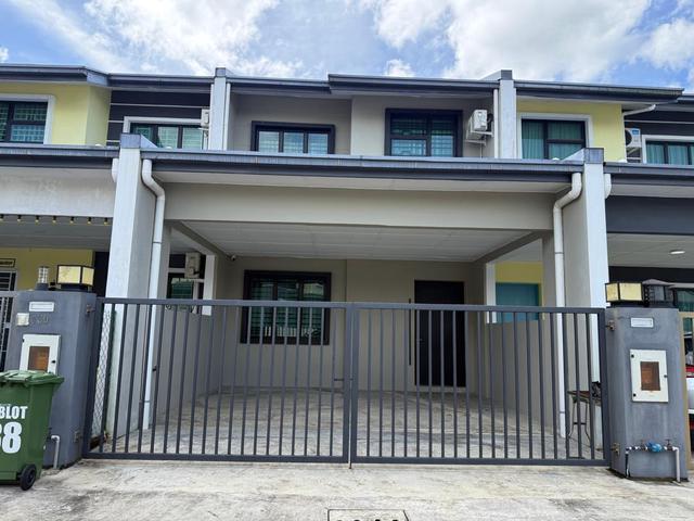 Petra Jaya Double Storey Terrace Intermediate