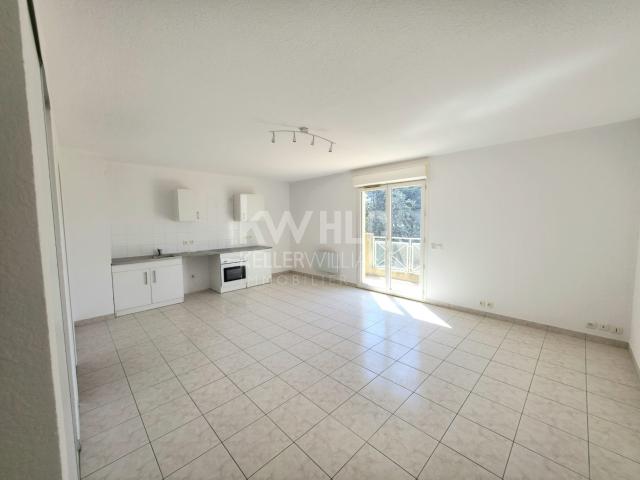 PEYMEINADE: LOCATION APPARTEMENT T2 + GARAGE