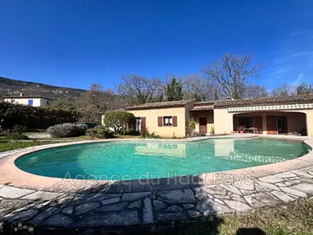 Peymeinade 06530 Achat / Vente maison 4 pièces t4 piscine parking