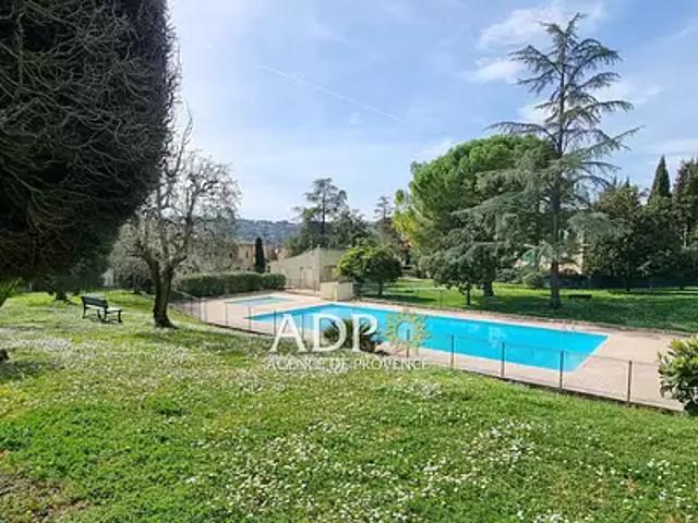 Peymeinade 06530 Achat / Vente appartement 1 pièce t1 piscine