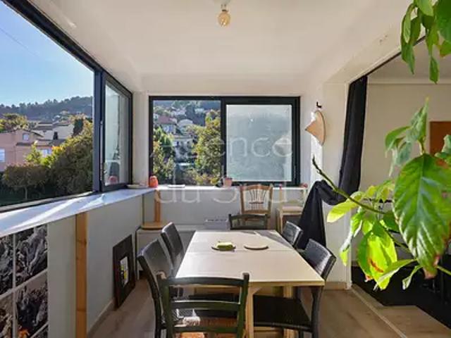 Peypin 13124 Achat / Vente maison 6 pièces t6 au dernier étage parking