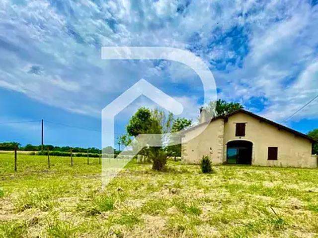 Peyrehorade 40300 Achat / Vente maison 4 pièces t4 au dernier étage terrasse