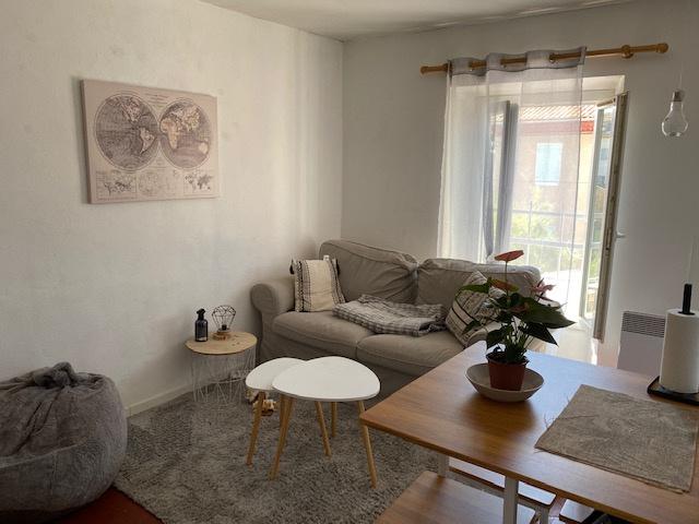 Peyrolles en Provence: Location appartement T2