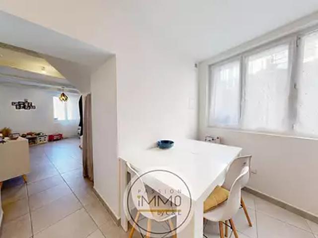 Peyruis 04310 Achat / Vente maison 4 pièces t4