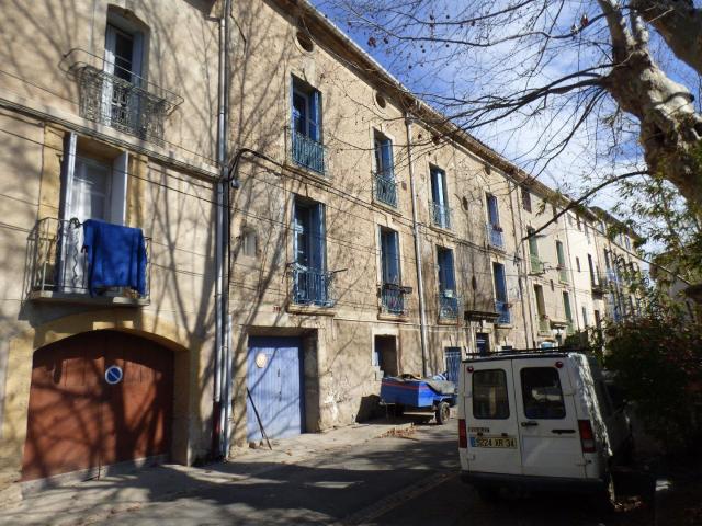 Pézenas immeuble de rapport de 6 Appartements avec un immens. 0m² Pézenas
