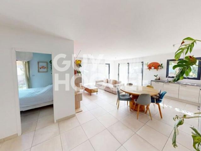 Pezilla La Riviere, Maison 3 faces de plain pied, 3 chambres. 87m² Pézilla la Rivière