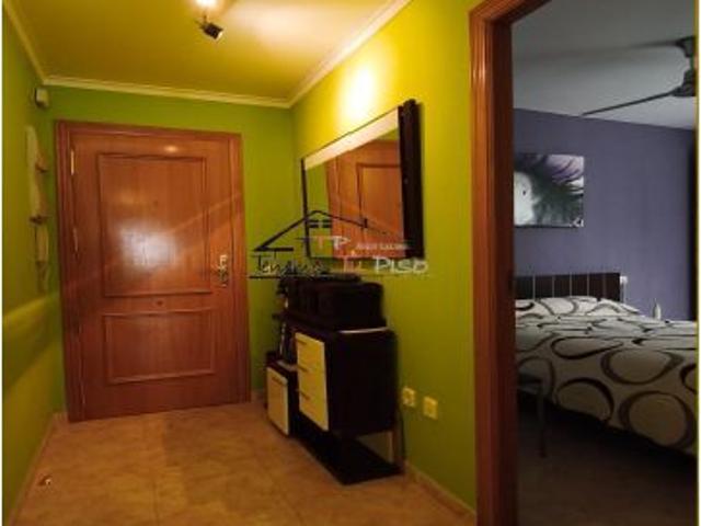 PEÑÍSCOLA. LLANDELS. PISO DE 3 DORMITORIOS, 2 BAÑOS. TERRAZA Y GARAJE