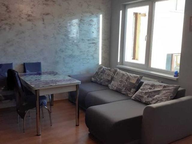 PF dau apartament 2 camere cu parcare pe Sesului de sus in chirie