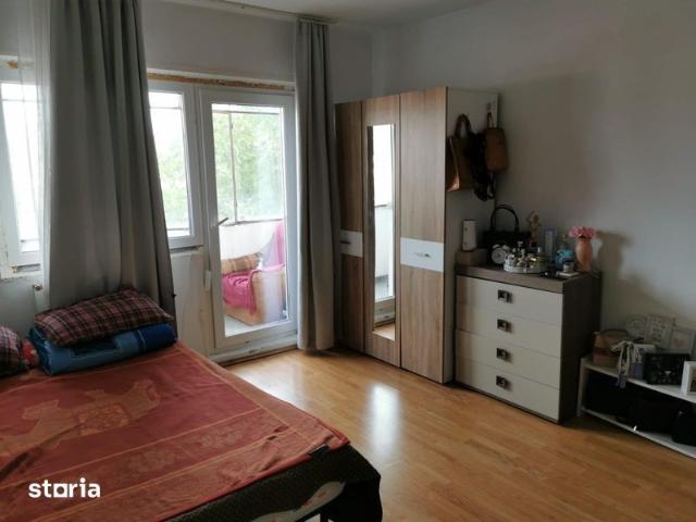 PF inchiriez ap 3 camere decomant