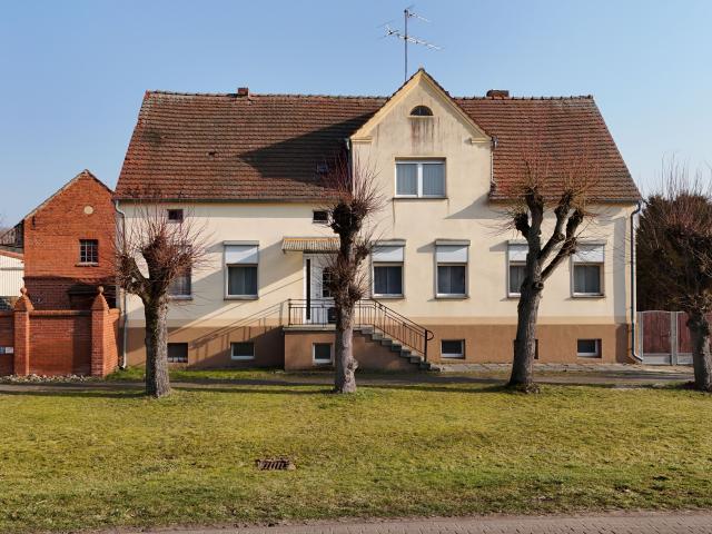 Pferde, Platz & pure Natur Ein Zuhause für Mensch & Tier!