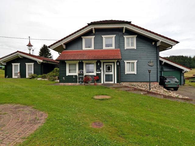 PFERDEHOF, REITANLAGE, TRAUMHAUS, TOLLE LAGE