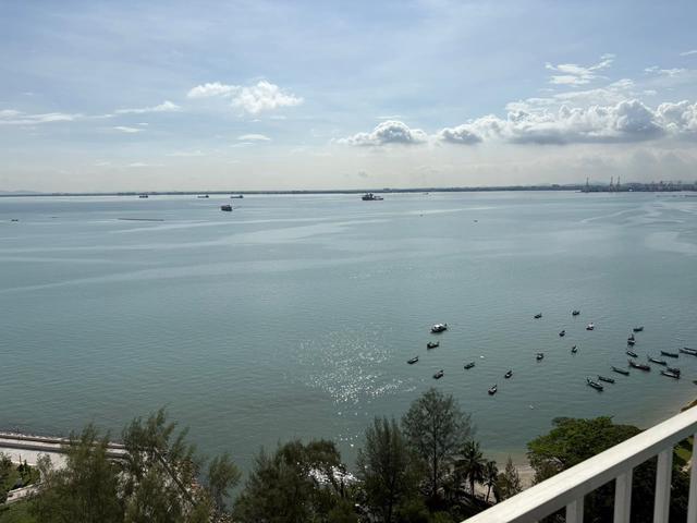 Pg1 condo at gurney Seaview