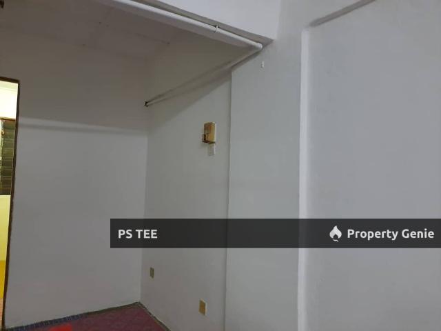 PKNS Flat Shah Alam Block 6