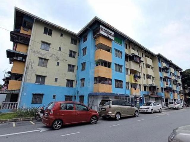 PKNS Seksyen 20 Shah Alam Flat basic unit Below bank value vlaue buy