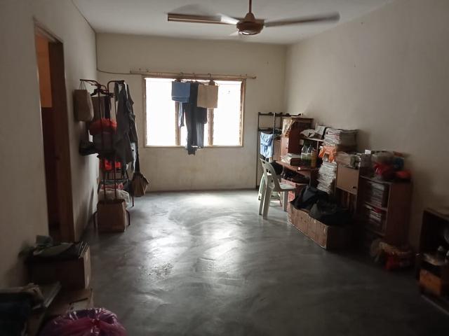 Pkns Seksyen 7 Shah alam 3rd floor Non BUMi LOT