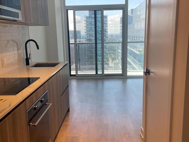PH04 127 Broadway Avenue, Toronto | StudioBeds/1Bath, Condo, $2,000/mo | Condos. Ca