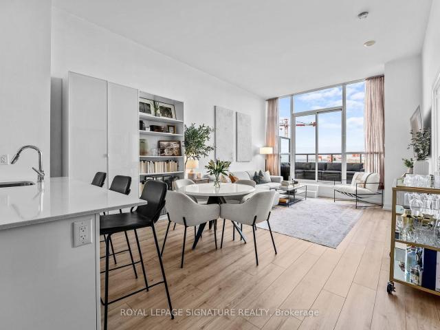 PH09 5 Hanna Avenue, Toronto | Sold, C12527 | Condos. Ca