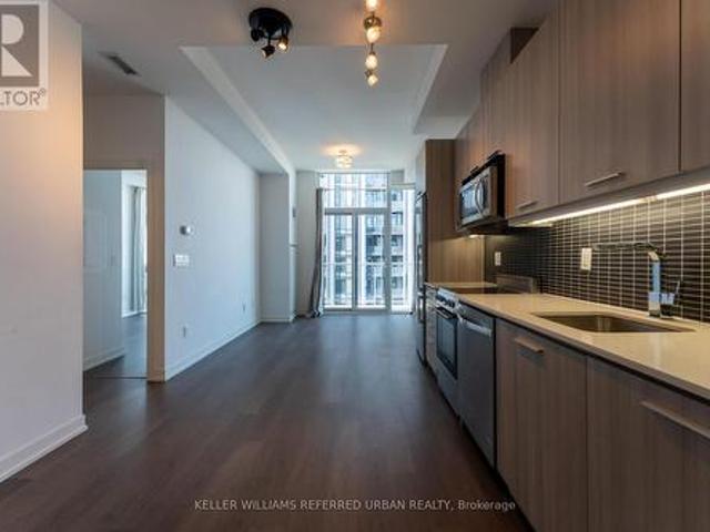 Ph01 105 George Street, Toronto, ON, M5A 0L4 lease for lease | Listing ID C13600 | Royal LePage