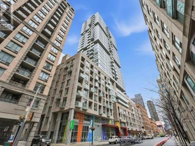 Ph101 199 Richmond Street W, Toronto, ON, M5V 0H4 condo for sale | Listing ID C13584 | Royal LePage
