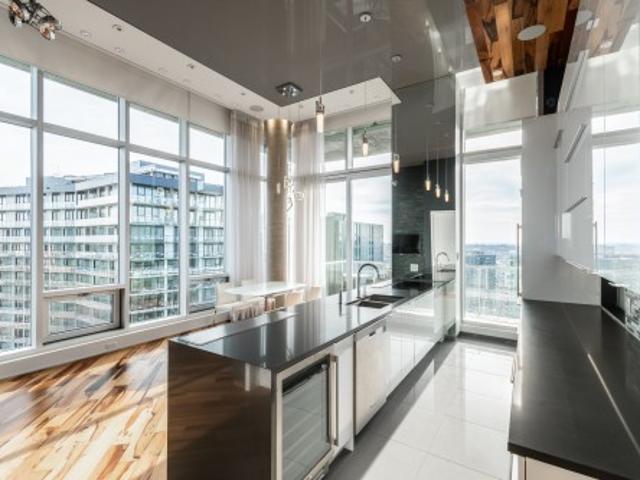 Ph4 1045 Rue Wellington, Montréal Le Sud Ouest, QC, H3C 1V6 lease for lease | Listing ID 12886 | Royal LePage