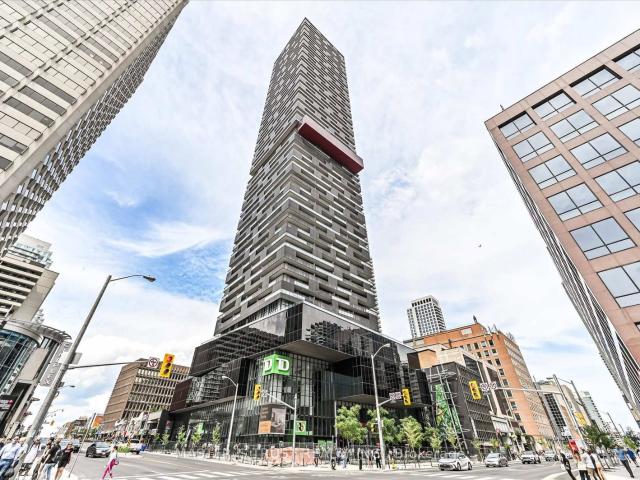PH5801 8 Eglinton Avenue E, Toronto | 2+1Beds/2Bath, Condo, $4,950/mo | Condos. Ca