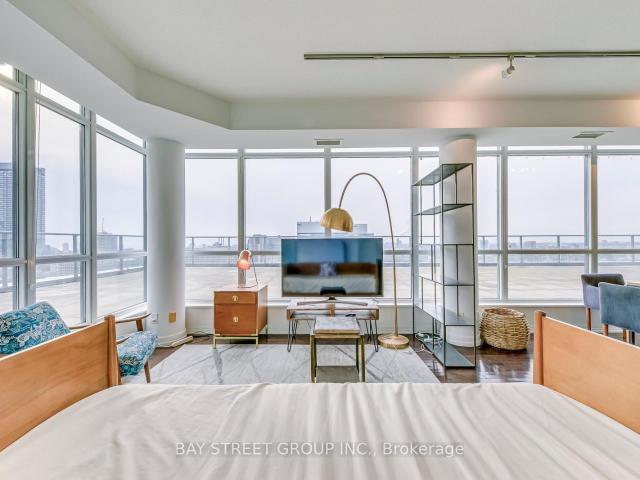 Ph608 770 Bay Street, Toronto | 3Beds/3Bath, Condo, $5,000/mo | Condos. Ca
