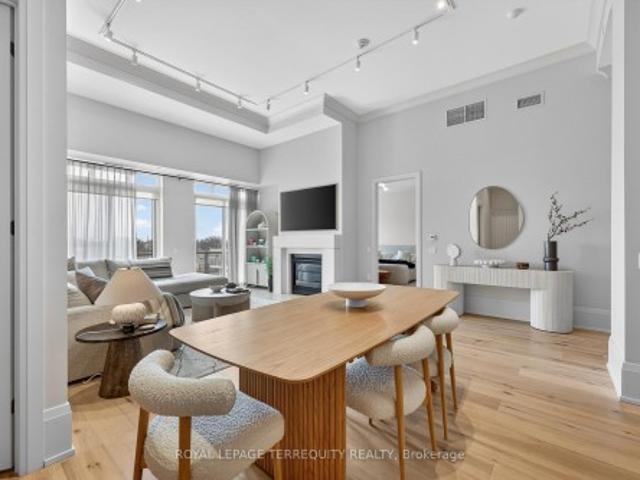 Ph 615 1 Hume Street, Collingwood, ON, L9Y 0X3 Luxury Condo for sale | Listing ID S13453 | Royal LePage Carriage Trade Luxury Properties