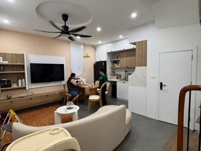 Phố Trương Định, Dt43m2, DT Rộng, Nhà Mới, 4tầng, Ngõ Nông, Hơn 7 Tỷ