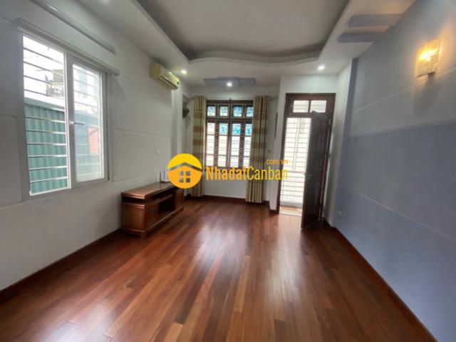 Phố xã đàn nhà đẹp 7.85 tỷ 33m2, 5t, mt4m lô góc 2 thoáng gần vincom phạm ngọc thạch