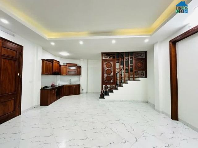 Phố Yên Lạc Kim Ngưu, DT 79m2, Siêu Phẩm, Lô Góc, 3tầng, Giá 15. Xtỷ