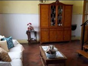 PH AL FRENTE 5 AMBIENTES CON PATIO MORENO CENTRO
