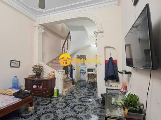 Phố bùi ngọc dương, dt 41m2, lô góc thoáng sáng, 4tầng, phân lô, giá nhỉnh 8tỷ