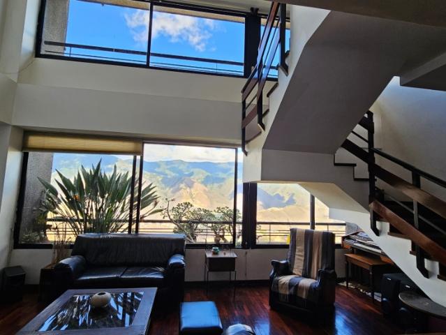 PH DUPLEX en venta en Parque Caiza 5h/6b/4pe JV