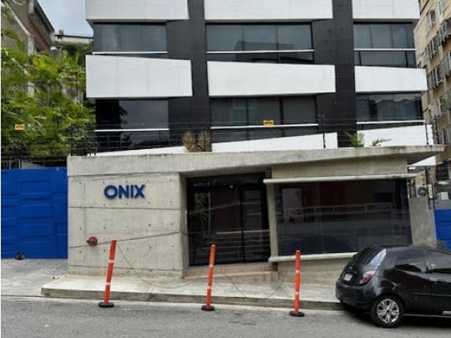 PH EN VENTA LOMAS LAS MERCEDES COMPLETAMENTE REMODELADO