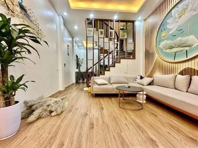 Phố hot đình thôn – vài bước chân ra phố, ô tô đỗ cực gần, nhà đẹp ở luôn, 37m² 5 tầng nhỉnh 8 tỷ