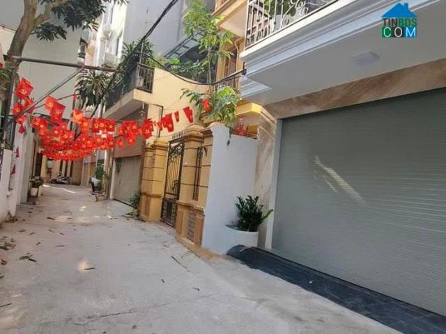 Phố Ngọc Lâm 81m2, 6 Tầng, MT5M Dân Xây, Gara 7 Chỗ, Thang Máy 23. X Tỷ