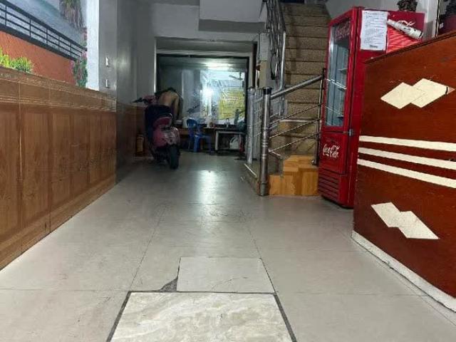 Phương Mai 8 tầng 13 phòng dt 57m sổ đỏ giá chỉ 6.95 tỷ