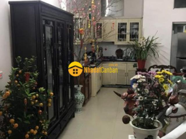 Phố nguyễn văn cừ long biên bán nhà bán nhà. Diện tích 28.530m2. Giá nhỉnh 3 tỷ