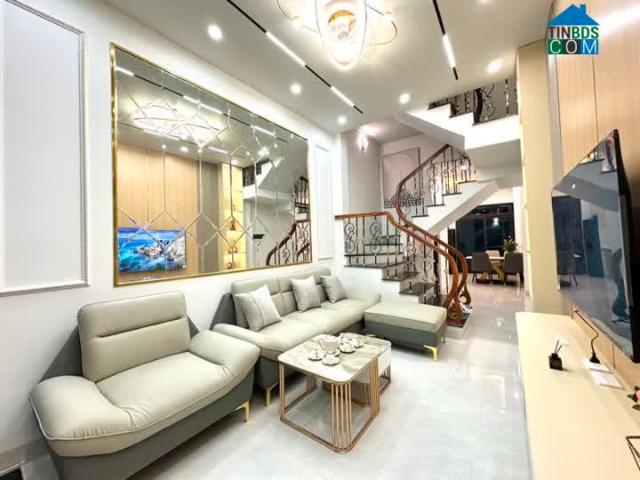 PHỐ NGUYÊN HỒNG – Vị trí đắc địa, full nội thất cao cấp 46M2, 4 TẦNG 4 PN