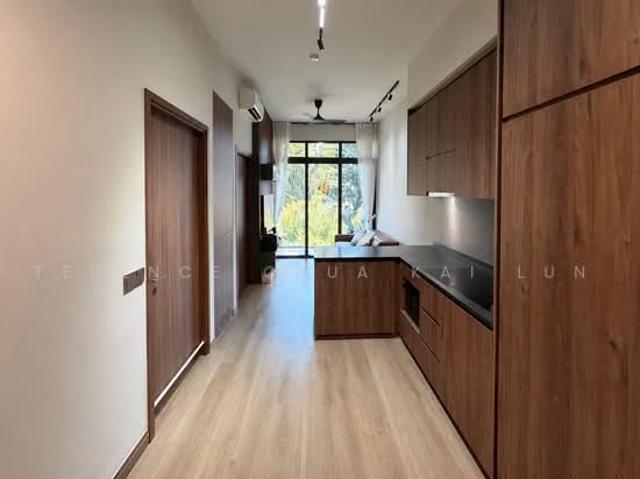 Phoenix Residences Condominium For Sale, $1,100,000, 2 Bed 1 Bath 560 sqft $1,964.00 psf