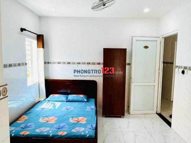 Phòng tiện nghi gần Đỗ Xuân Hợp, Liên Phường, giá 3tr8